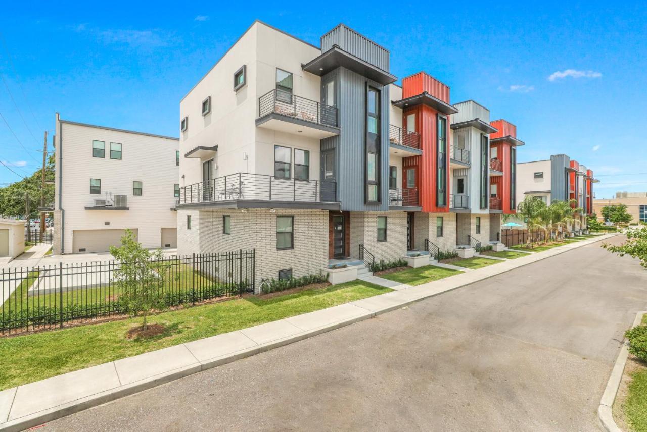 Two-Level Spacious Villas With Amenities New Orleans Exterior photo