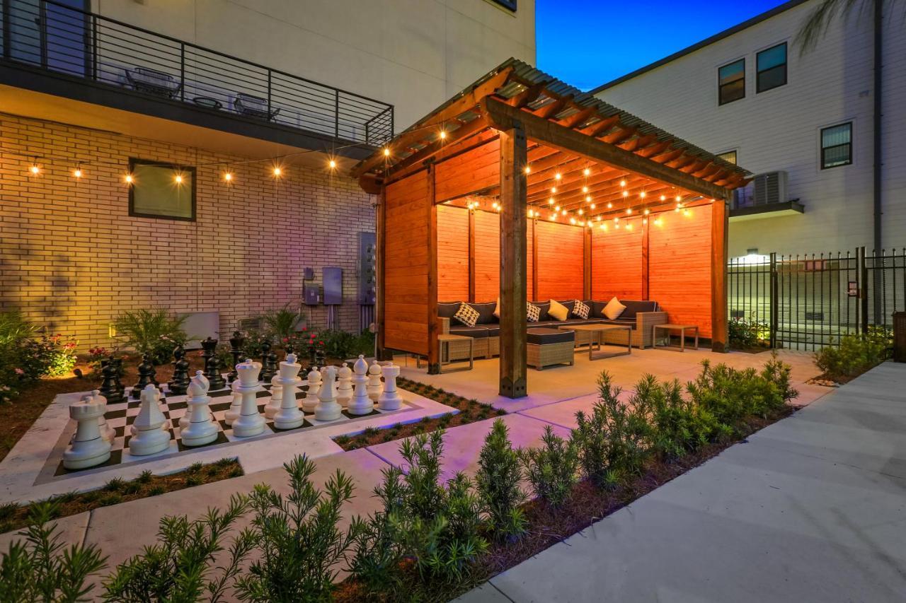 Two-Level Spacious Villas With Amenities New Orleans Exterior photo