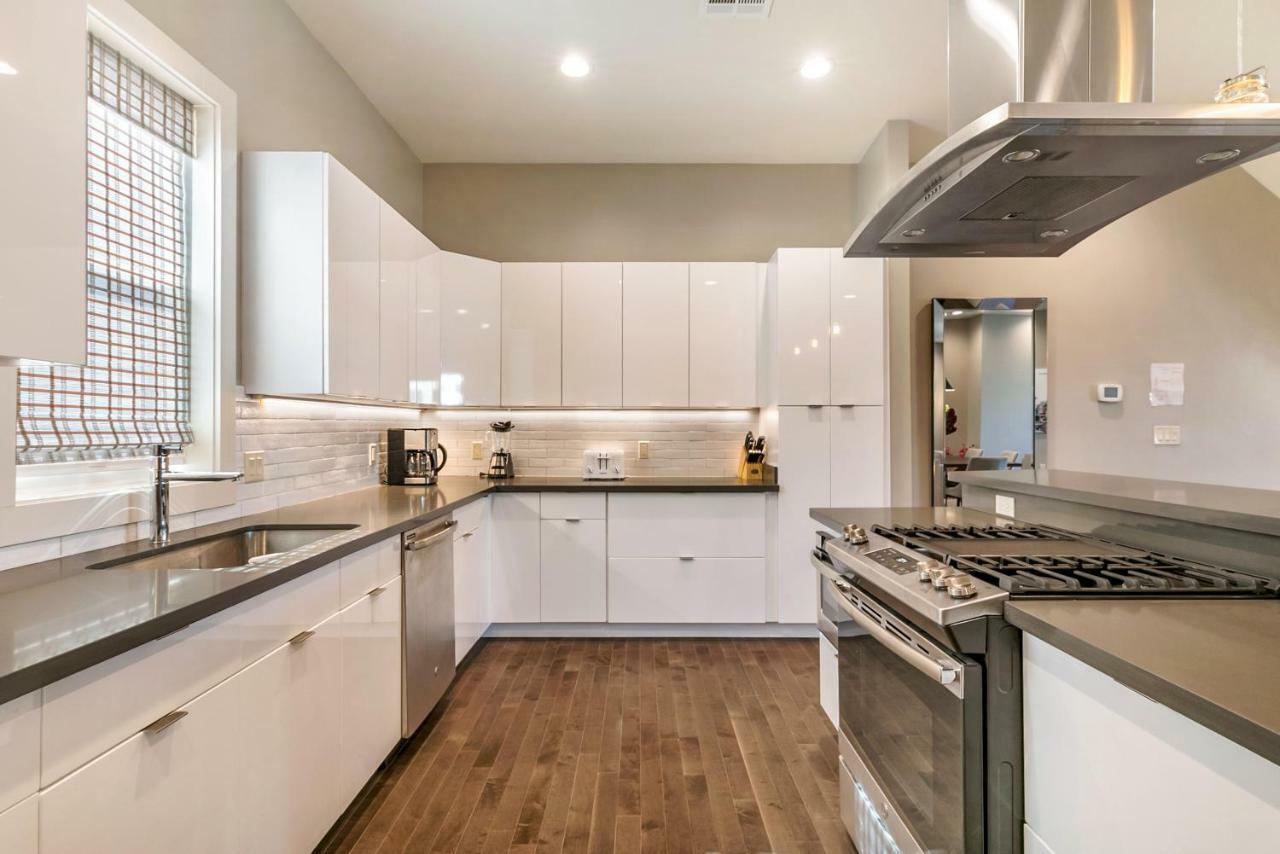 Two-Level Spacious Villas With Amenities New Orleans Exterior photo